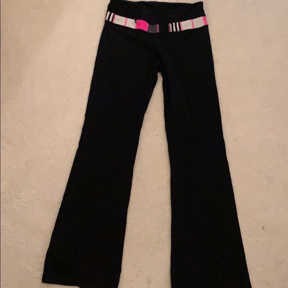 Lululemon yoga pants